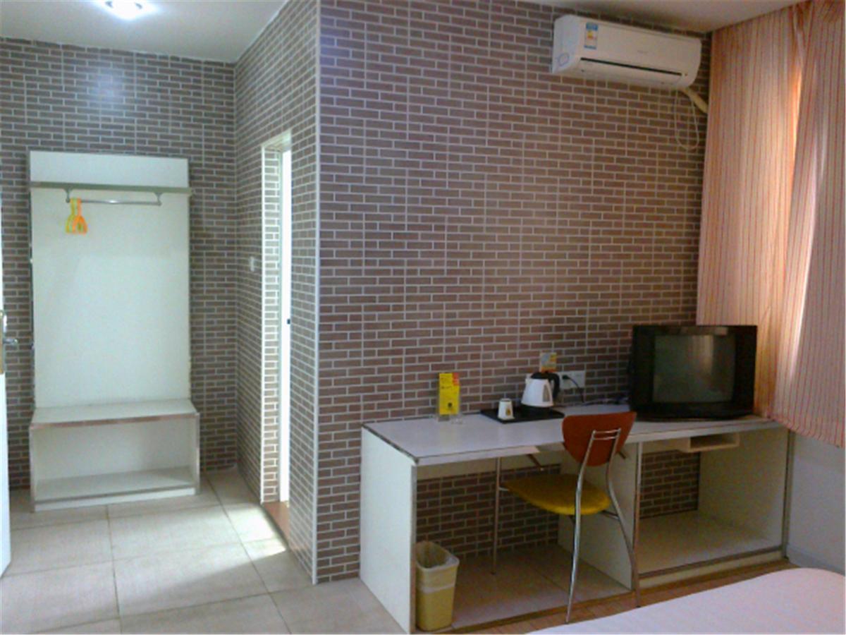 V8 Hotel Xilang Subway Branch กวางโจว ภายนอก รูปภาพ