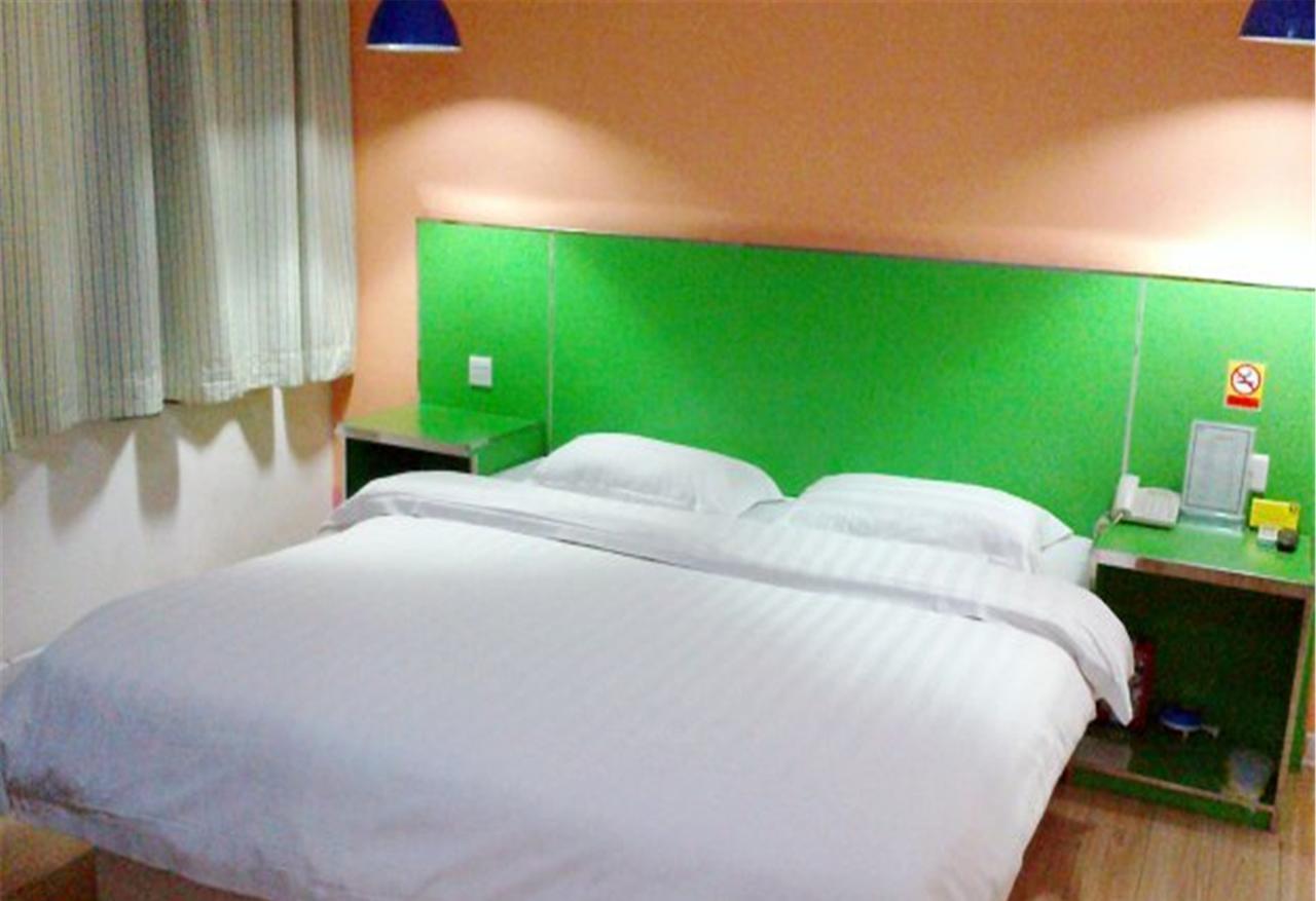 V8 Hotel Xilang Subway Branch กวางโจว ภายนอก รูปภาพ