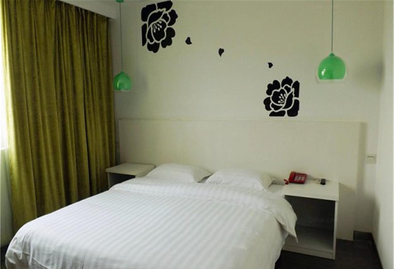 V8 Hotel Xilang Subway Branch กวางโจว ภายนอก รูปภาพ
